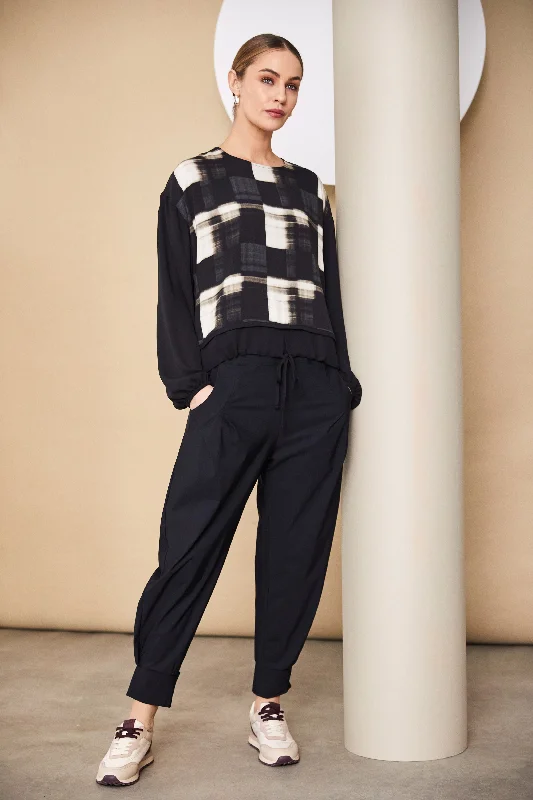 Discount Days Naya Black Tuck Cuff Trouser