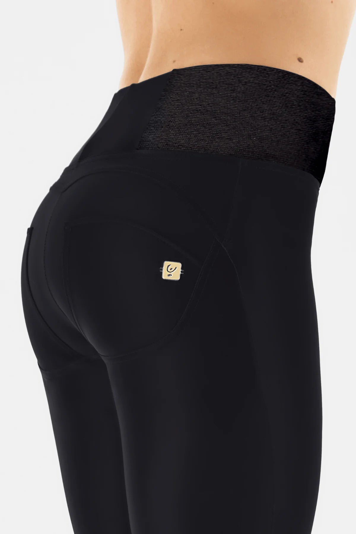 Steals and Deals Freddy Jeans Black 7/8's Contour DIWO Pro High Waist