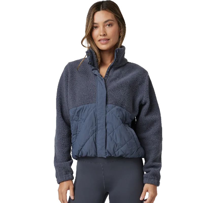 sporty outerwearWomen's Highlands Sherpa Jacket