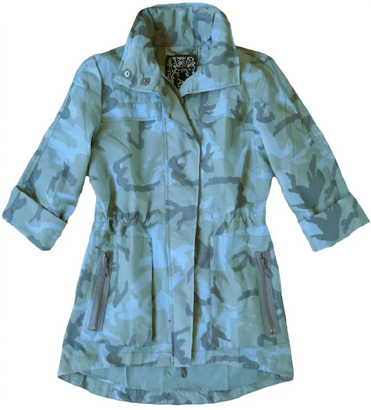Super Sale Modern Anorak Camo Print In Blue Multi