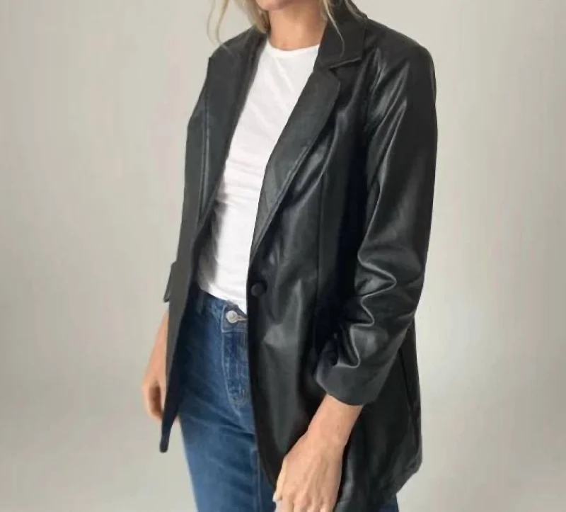 Daily Deals Vienna Blazer In Black