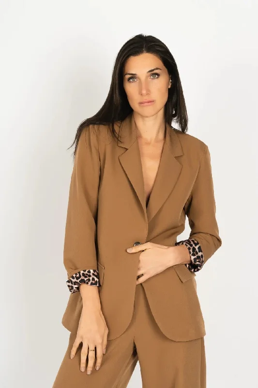 Blowout Deals Boyfriend Blazer in Camel Brown