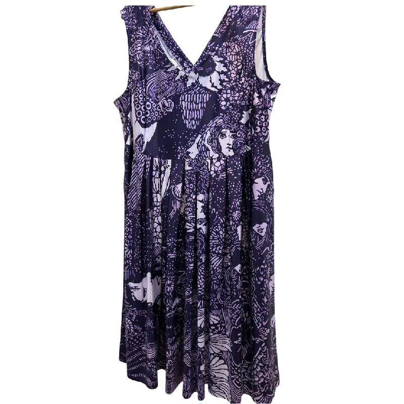 v-neck dressVee Sleeveless Purple Poe Print