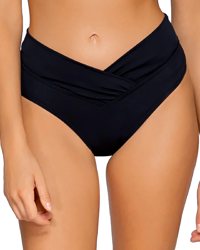 Price Slash 2025 Sunsets Solids Summer Lovin' V-Front Bottom (More colors available) - 31B Price Slash 2025 Sunsets Solids Summer Lovin' V-Front Bottom (More colors available) - 31B