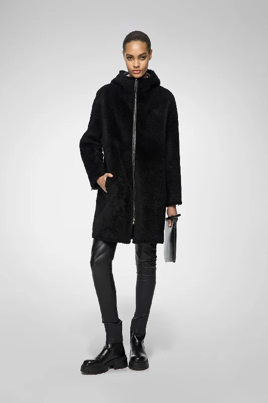 classic jacketJuliane - Black Shearling Coat