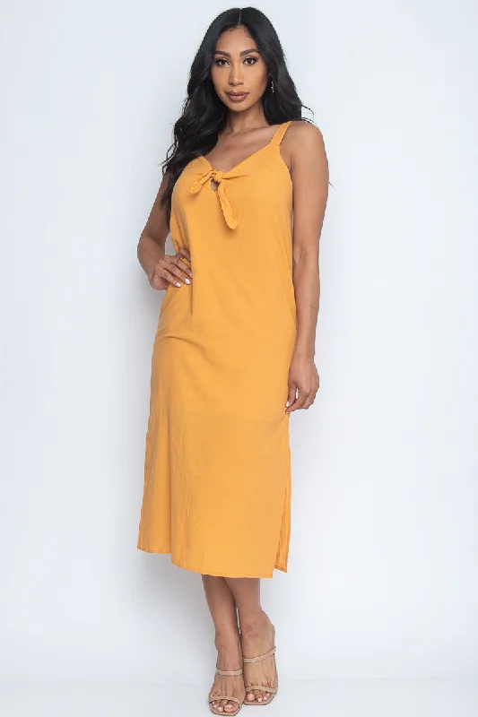 A-line dressSpaghetti Strap V-Neck Maxi Dress* (DS0051-3191)