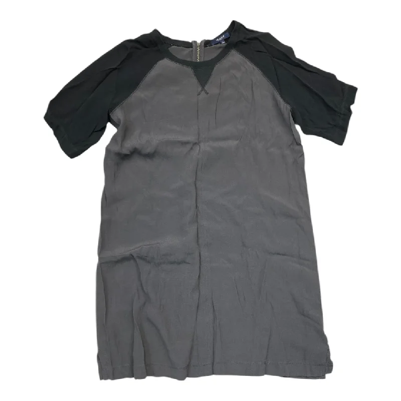 Stock Clearance Dress Casual Short By Madewell In Grey, Size:L