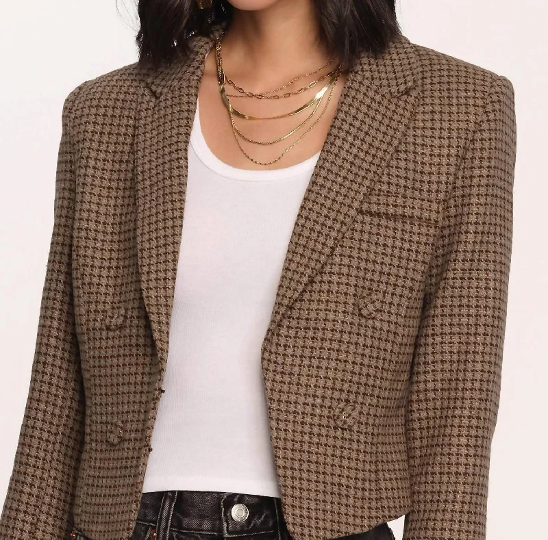 Massive Deals Lupin Blazer In Walnut