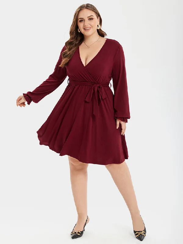 casual knit dressV-Neck Flounce Sleeve Belted Ruched Midi Dress