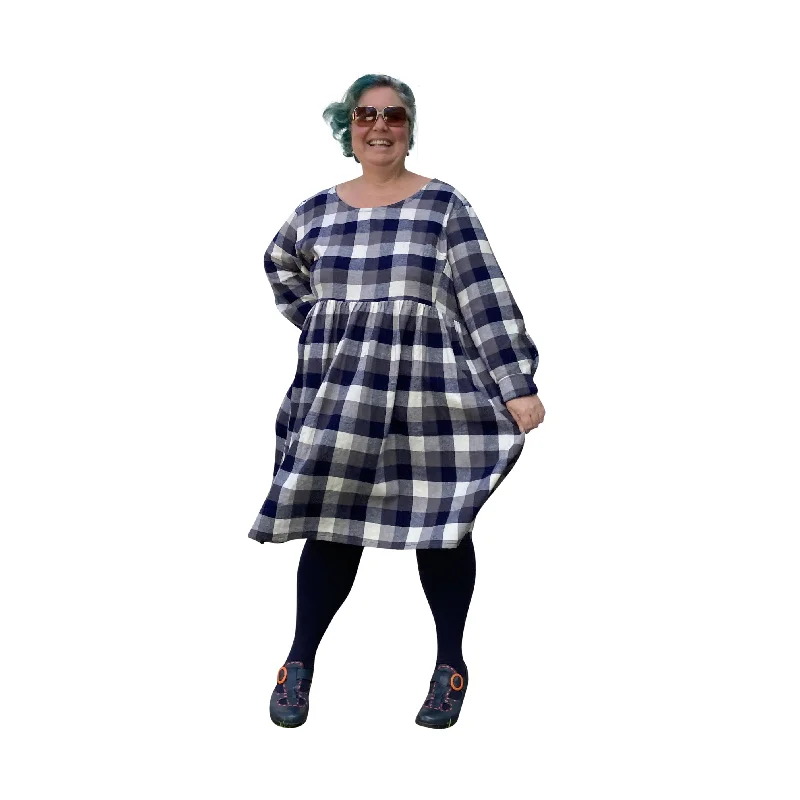 chic dressWinter Sally Plus Size Dress with Pockets | Blue & Grey Tartan Flannelette