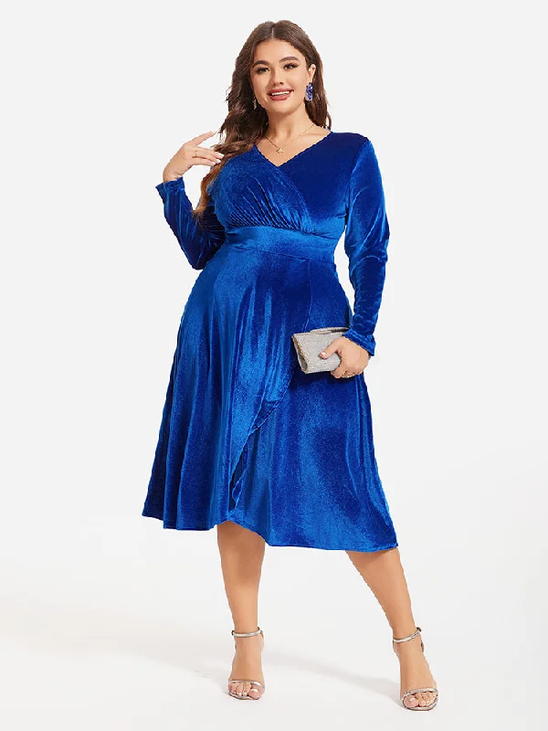 structured dressV-Neck Wrap Hem Velvet Midi Dress