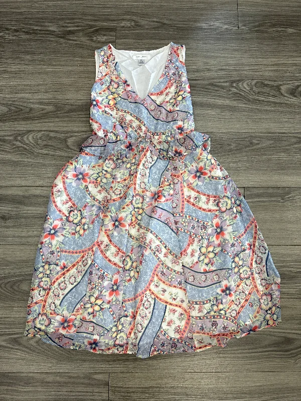 stylish party dressMaternity Dress By Motherhood  Size: S