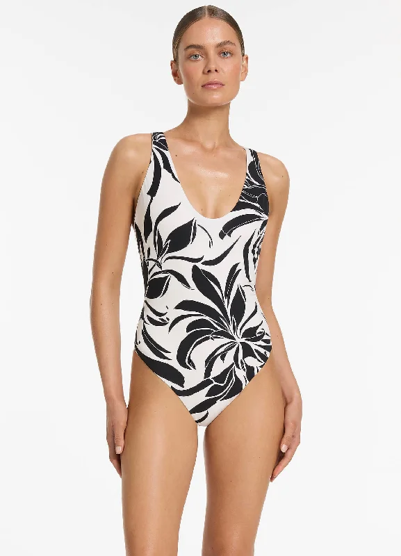 Deal Alert Queen Of The Night Scoop One Piece - Cream