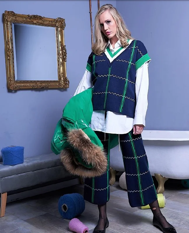 Closeout Pame Carrioni Navy/Green Check Knitted Veste
