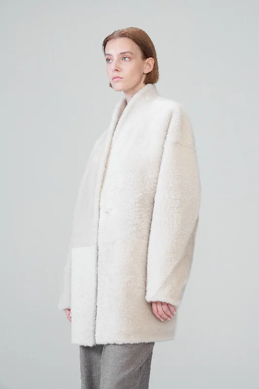 sporty outerwearCelya - Cream Shearling Coat