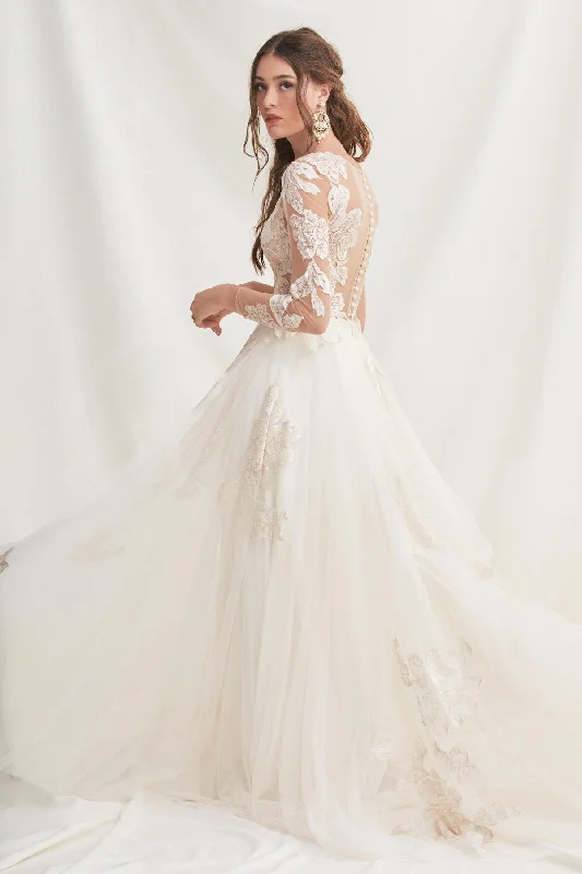 Discount Extravaganza Rhapsody | Willowby - Watters | Size 12