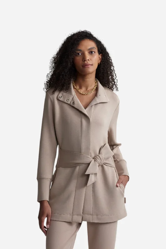 zip-up jacketVarley Anset Jacket in Light Taupe